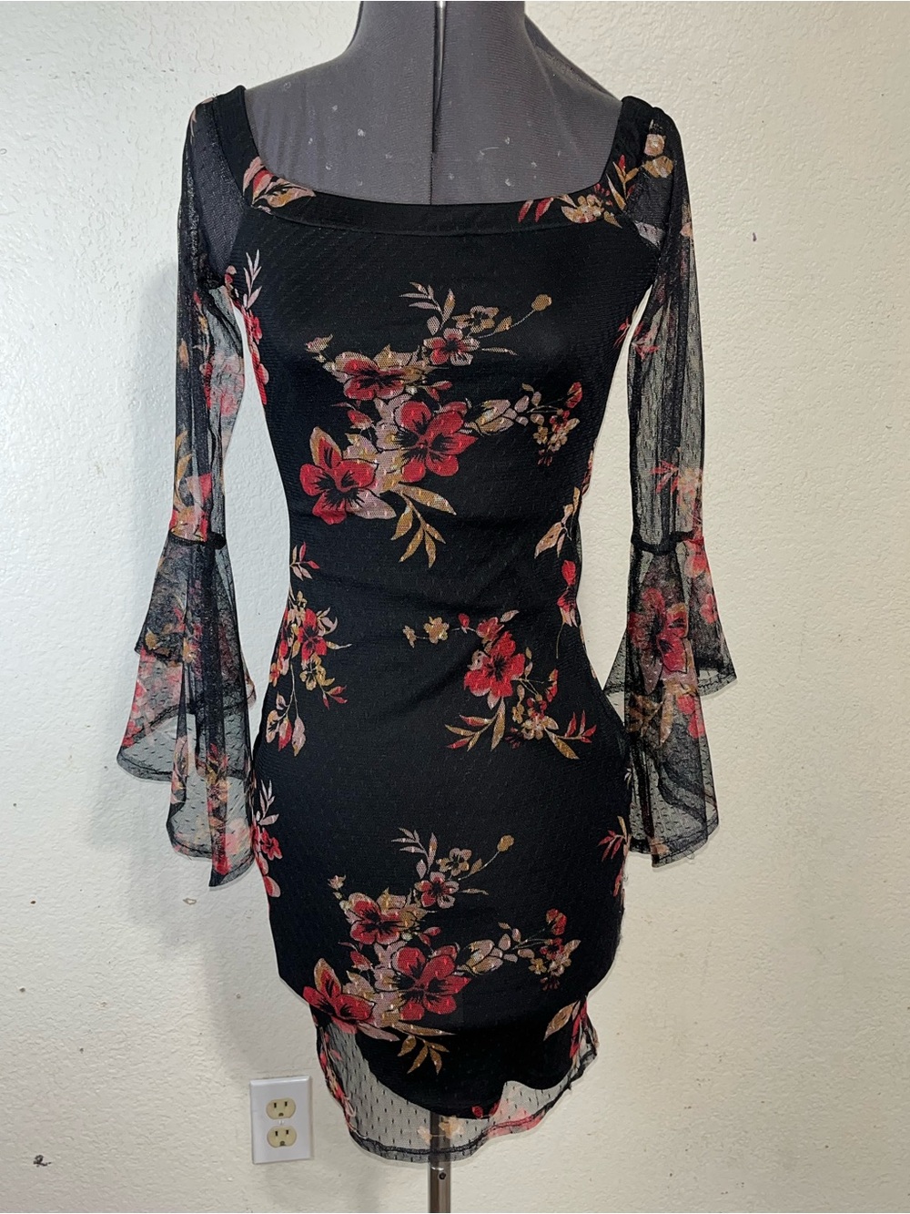 Guess Black Floral Mesh Bell-Sleeve Bodycon Dress